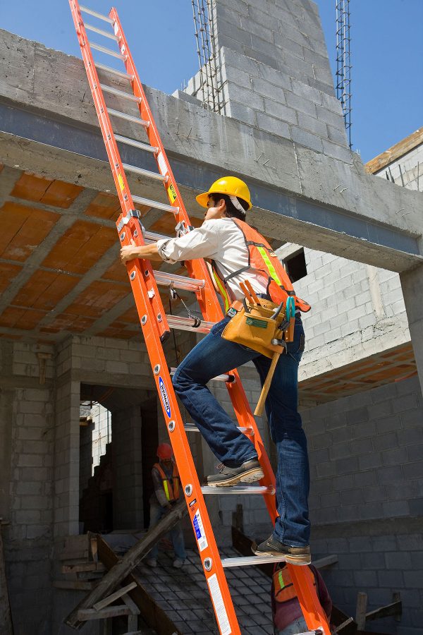 Using Werner 36ft Type IA Fiberglass D-Rung Extension Ladder