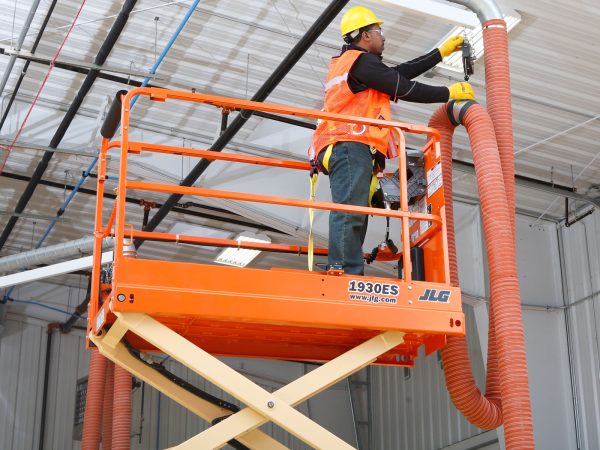 JLG 1930ES Electric Scissor Lift 19 for rent