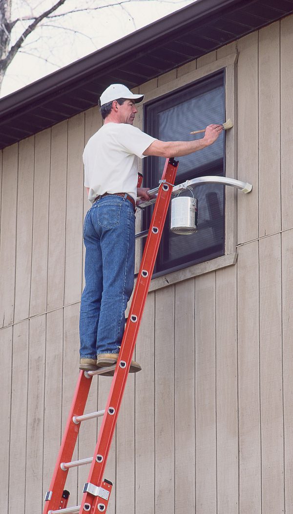 Using Werner 36ft Type IA Fiberglass D-Rung Extension Ladder